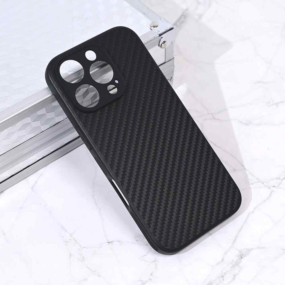 Maska za iPhone 16 Pro Carbon fiber crna